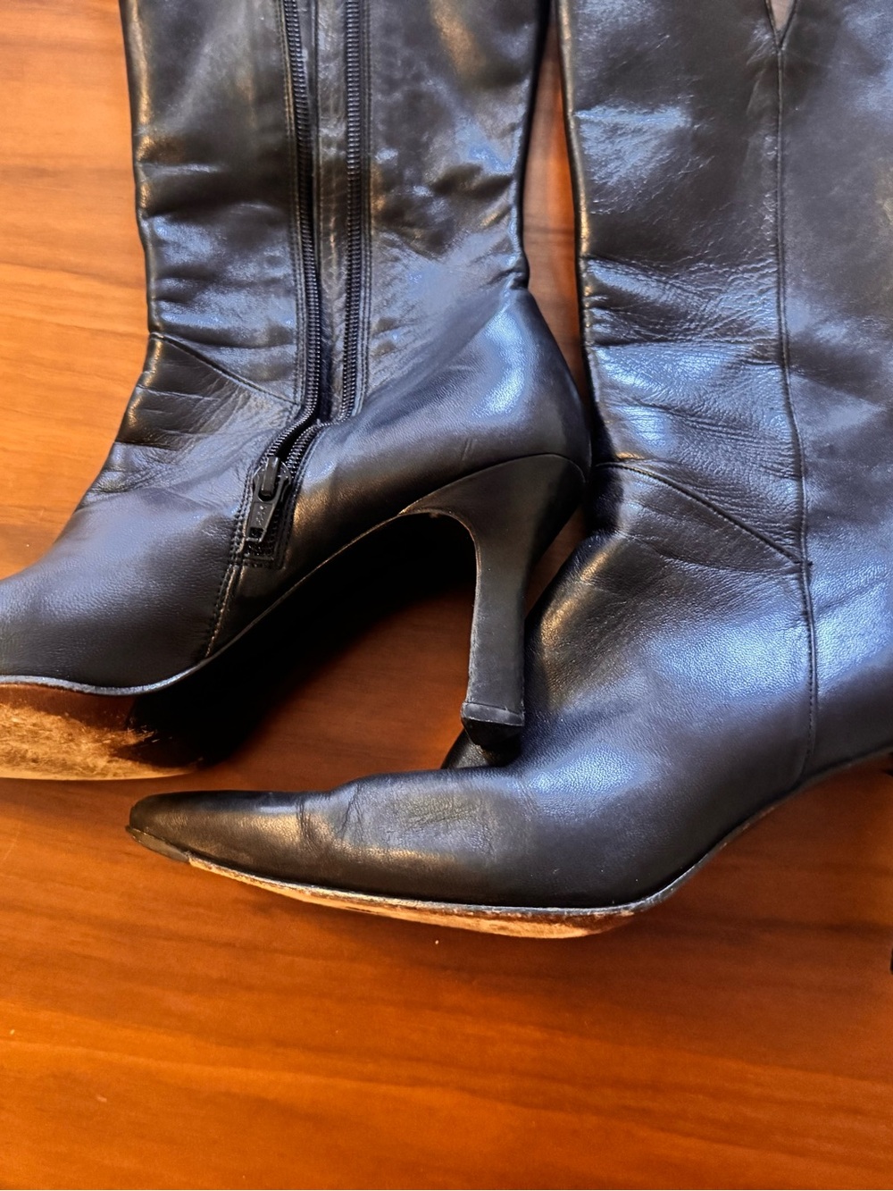 Stuart weitzman mid calf knee high heeled boots black leather 7.5 - Picture 3 of 3